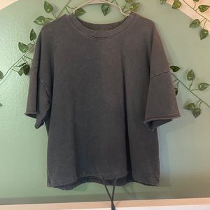 Draw string tee shirt sweatshirt